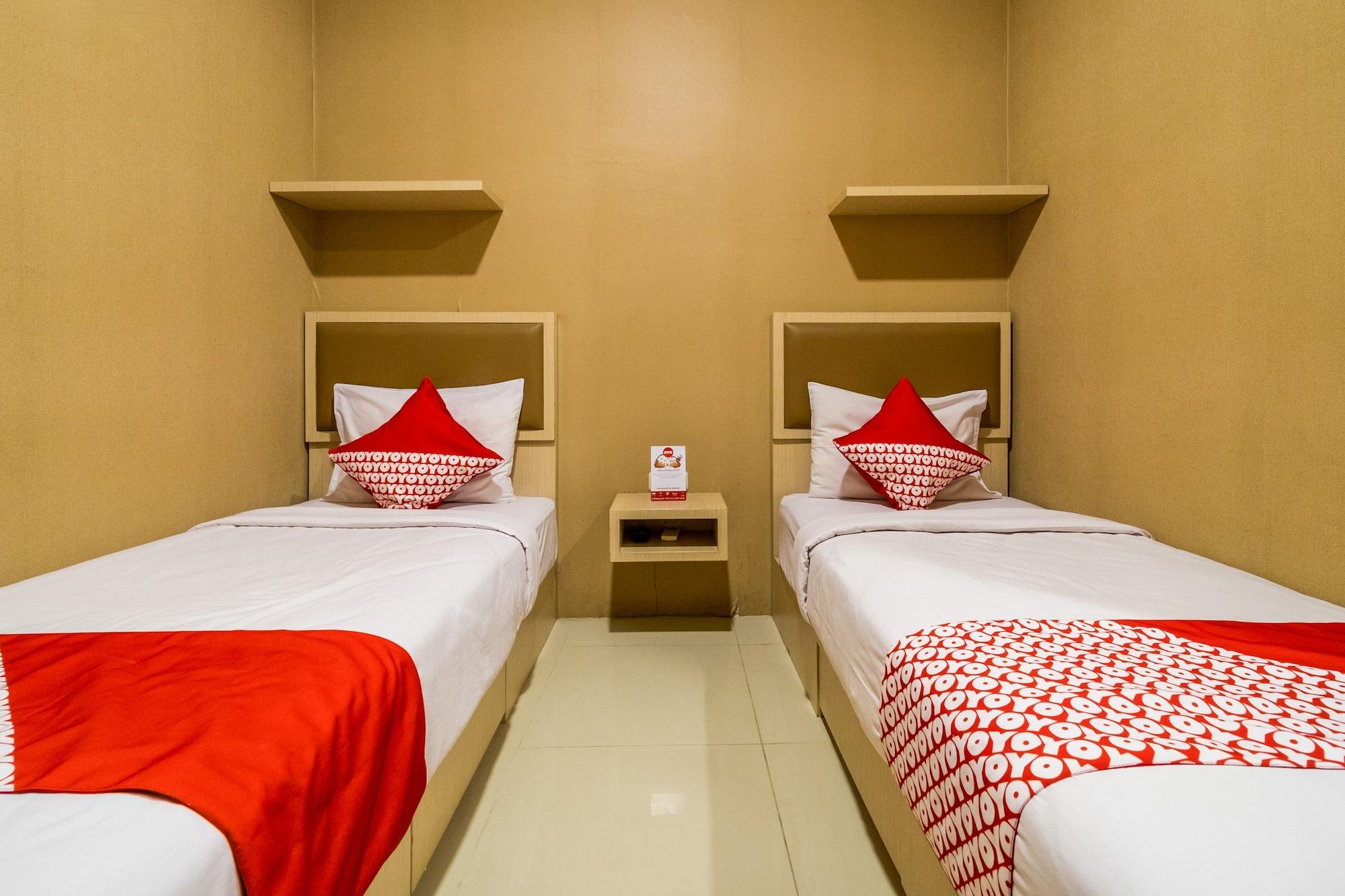 Oyo 279 Deli Homestay Медан Экстерьер фото